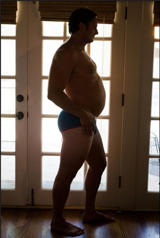 Illustration for article titled This Man's Wife Refused to Pose for Pregnancy Pics, So He Did Instead